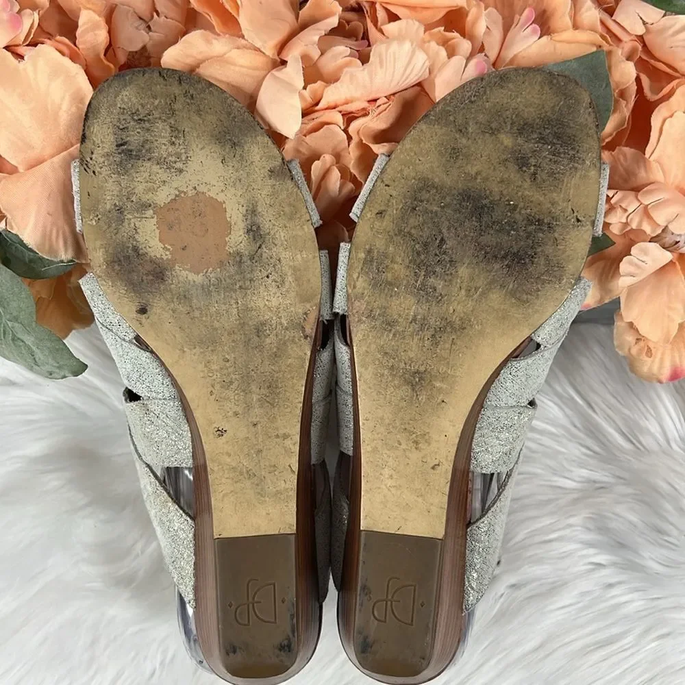 Donald J. Pliner Dalie Low Wedge Sandal Size 9